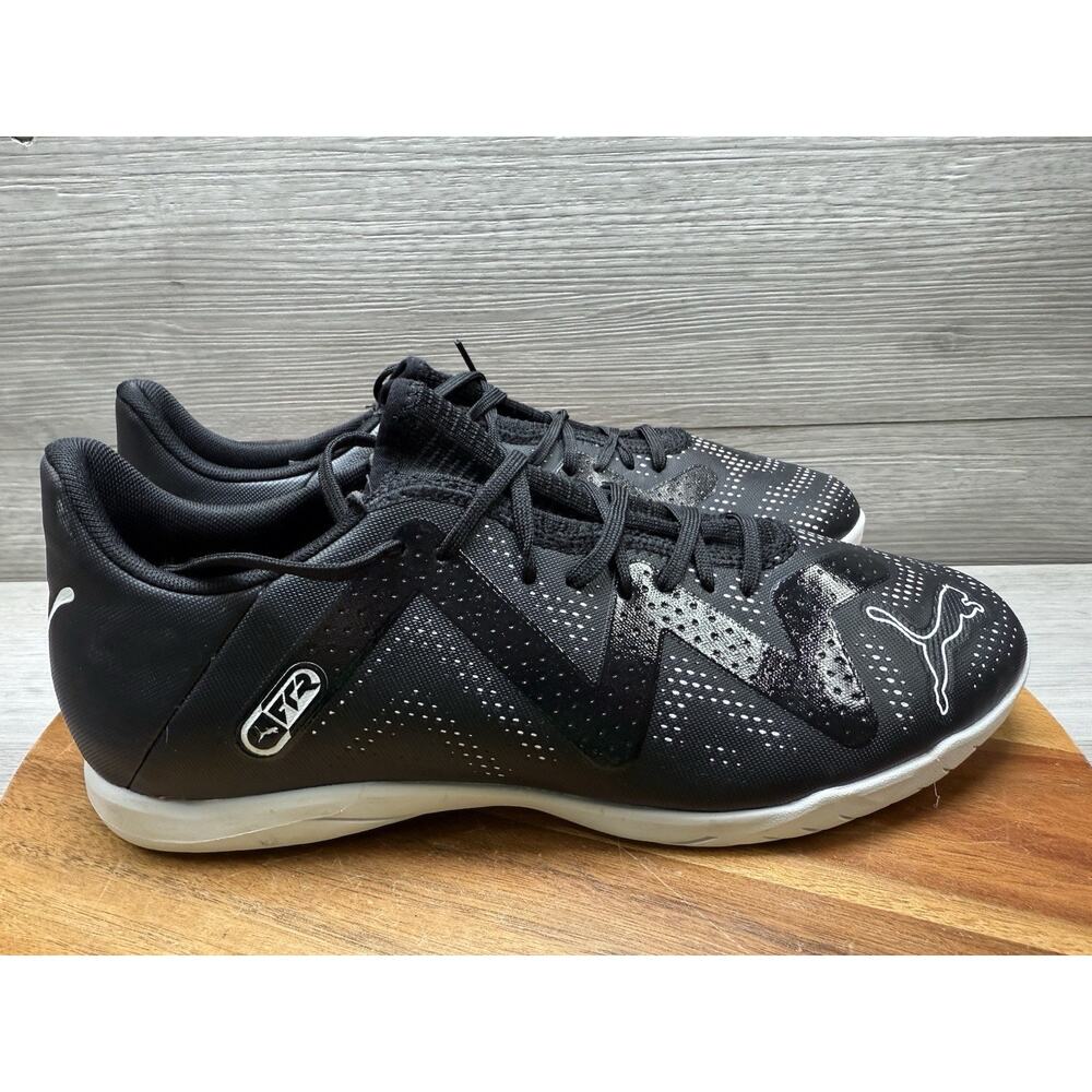 PUMA Future Play IT Mens Size 10.5 Indoor Soccer Shoe
